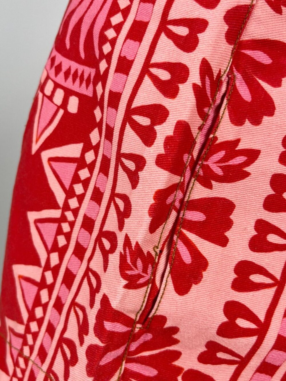 NWOT Farm Rio Floral Cotton Shorts Red Pink Size 32 - Picture 8 of 12